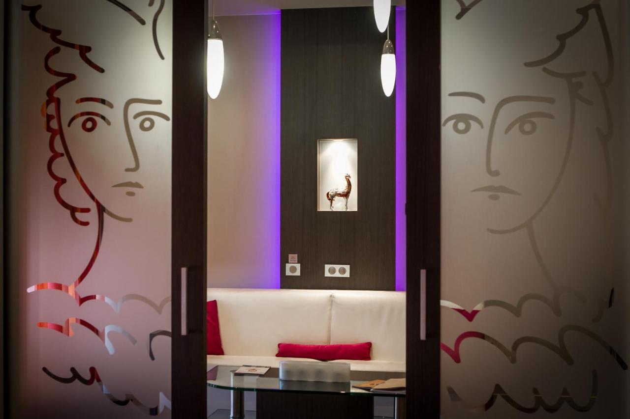Hotel & Spa Vatel นีมส์ ภายนอก รูปภาพ