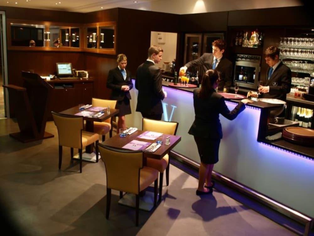 Hotel & Spa Vatel นีมส์ ภายนอก รูปภาพ